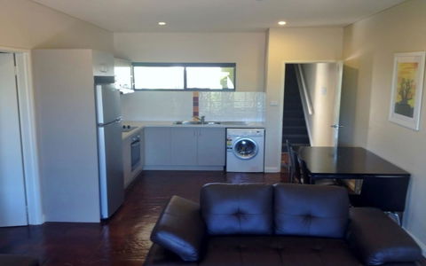 Breezes Apartments - Accommodation in Surfers Paradise 9