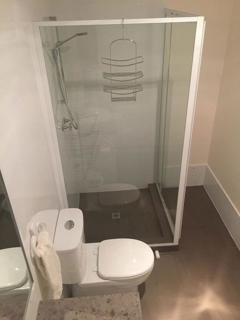 The Royal Dolphin Bed & Breakfast Safety Bay - Accommodation in Surfers Paradise 29