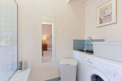 Apartment Faro - Accommodation in Surfers Paradise 8