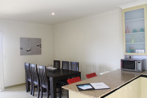 Seas The Day - Jurien Bay - Accommodation in Surfers Paradise 2