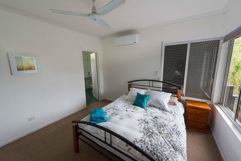 Peppy Beach Ocean Views - Accommodation in Surfers Paradise 1