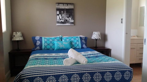 Chalets On Frenchman - Accommodation in Surfers Paradise 21