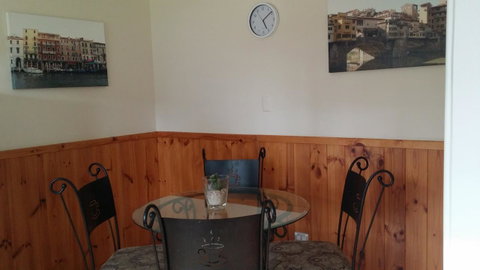 Chalets On Frenchman - Accommodation in Surfers Paradise 6