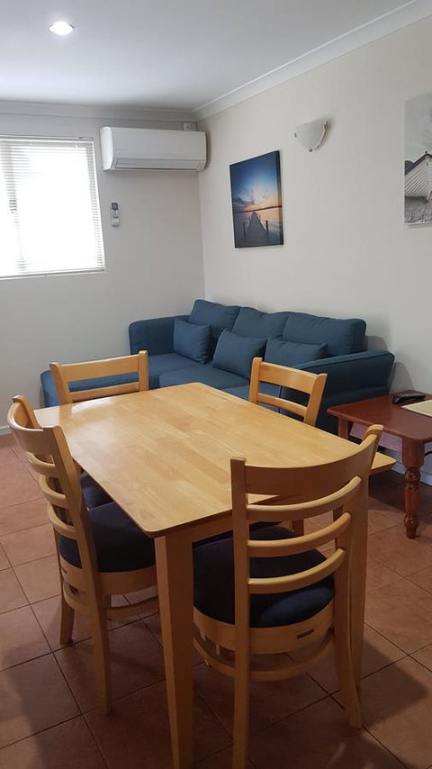 Chalets On Frenchman - Accommodation in Surfers Paradise 9