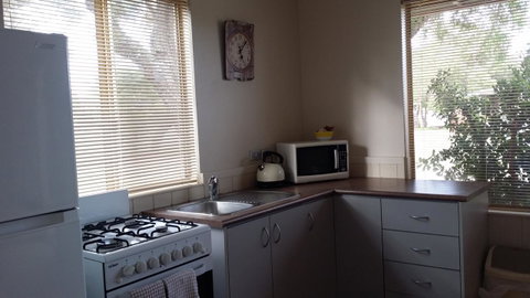 Chalets On Frenchman - Accommodation in Surfers Paradise 4