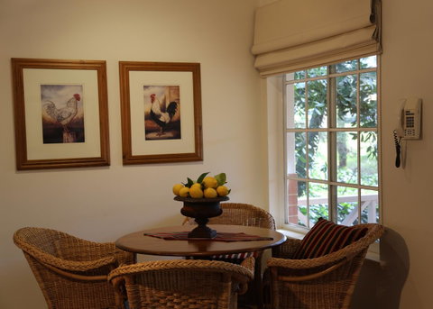 Two Sisters Chalets - Accommodation in Surfers Paradise 29