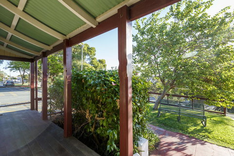 Fremantle Colonial Cottages - Accommodation in Surfers Paradise 36