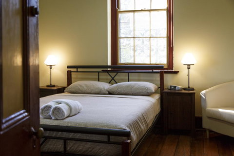 Fremantle Colonial Cottages - Accommodation in Surfers Paradise 7