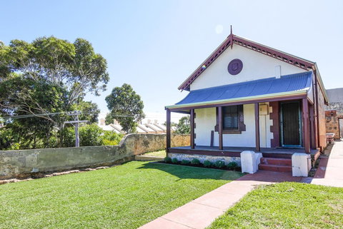 Fremantle Colonial Cottages - Accommodation in Surfers Paradise 14