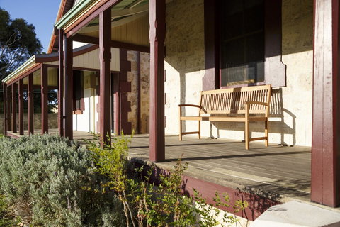 Fremantle Colonial Cottages - Accommodation in Surfers Paradise 30