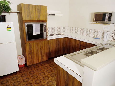 Scarborough & Absolutely Beachfront - Accommodation in Surfers Paradise 17