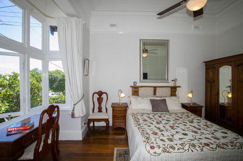 Danum House - Accommodation in Surfers Paradise 7