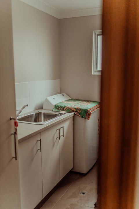 Bluebird Cottage - Accommodation in Surfers Paradise 24