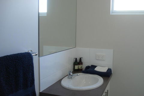 Bluebird Cottage - Accommodation in Surfers Paradise 22