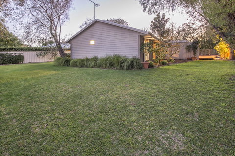 Boardwalk - Accommodation in Surfers Paradise 1