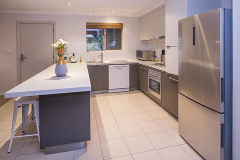 Boardwalk - Accommodation in Surfers Paradise 11