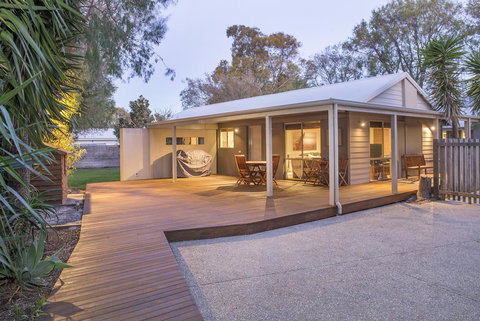 Boardwalk - Accommodation in Surfers Paradise 2