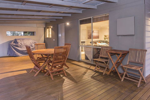 Boardwalk - Accommodation in Surfers Paradise 5