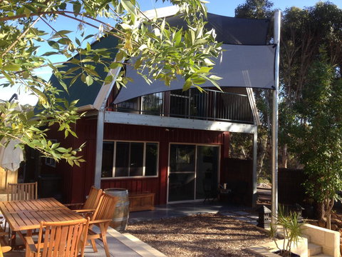 Dunsborough Barn Stay - Accommodation in Surfers Paradise 5