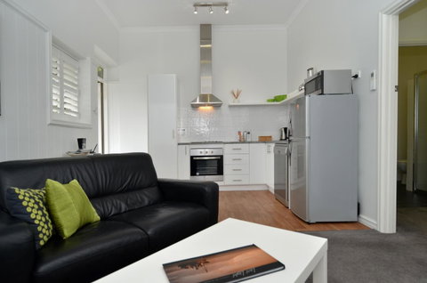 Albany Central Apartments - Accommodation in Surfers Paradise 12