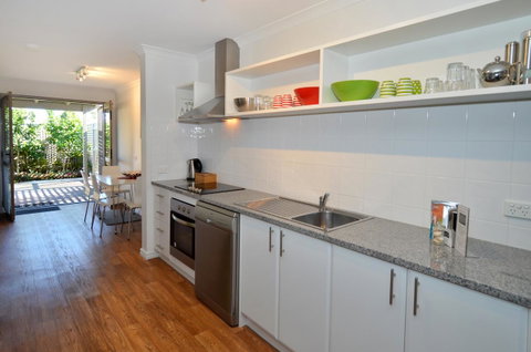 Albany Central Apartments - Accommodation in Surfers Paradise 10