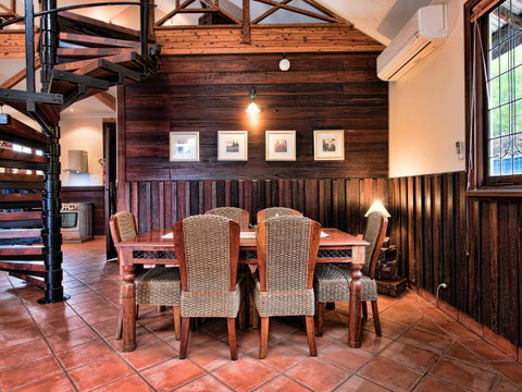Oak Tree Barn Bridgetown - Accommodation in Surfers Paradise 4