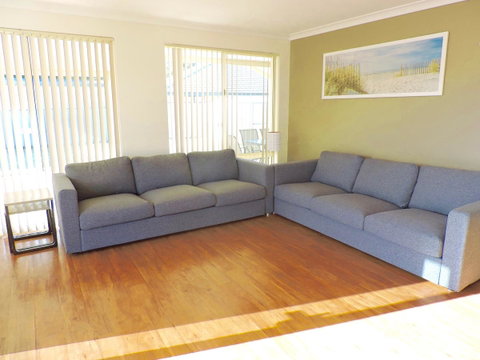 Silver Gull Family Retreat - Accommodation in Surfers Paradise 3
