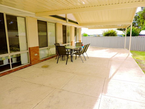 Silver Gull Family Retreat - Accommodation in Surfers Paradise 11
