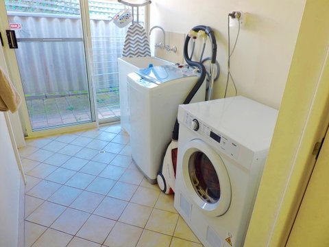 Silver Gull Family Retreat - Accommodation in Surfers Paradise 9