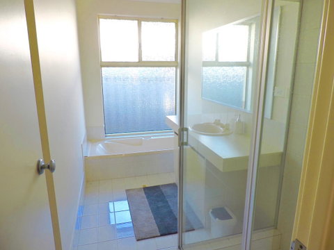 Silver Gull Family Retreat - Accommodation in Surfers Paradise 10