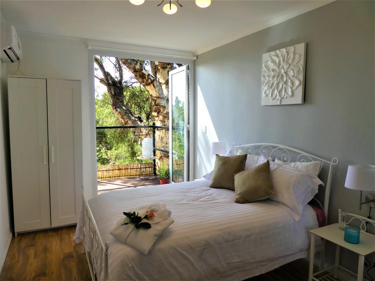 Kalamunda WA Accommodation in Surfers Paradise
