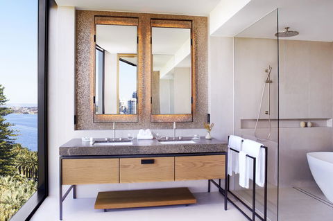 The Ritz-Carlton, Perth - Accommodation in Surfers Paradise 2