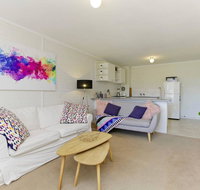 SEA BREEZE  between Cottesloe Beach  Swan River - Accommodation in Surfers Paradise