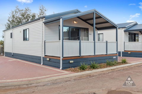 Jurien Bay Tourist Park - Accommodation in Surfers Paradise 0