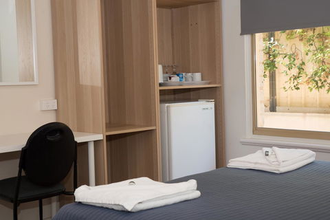 Jurien Bay Hotel Motel - Accommodation in Surfers Paradise 2