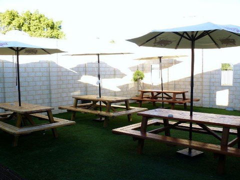 Jurien Bay Hotel Motel - Accommodation in Surfers Paradise 22