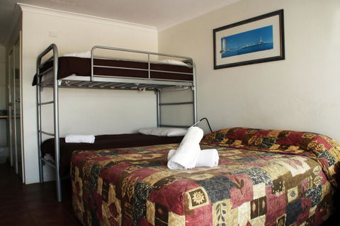 Jurien Bay Hotel Motel - Accommodation in Surfers Paradise 14