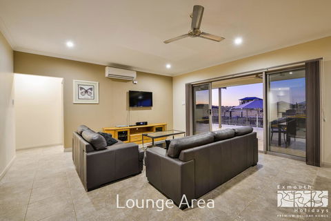 7 Kestrel Place - Accommodation in Surfers Paradise 3