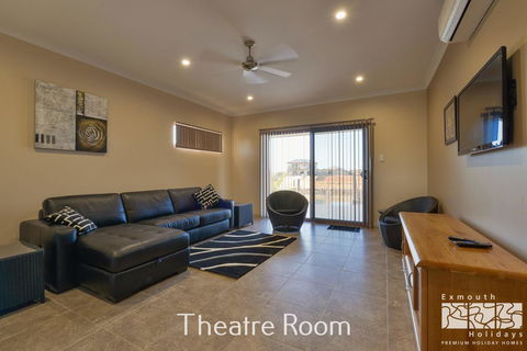 7 Kestrel Place - Accommodation in Surfers Paradise 8