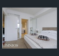 Frankly Francis - Exquisite Executive Apartment - Accommodation in Surfers Paradise