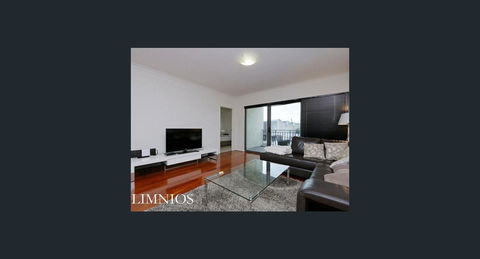 Frankly Francis - Exquisite Executive Apartment - Accommodation in Surfers Paradise 11