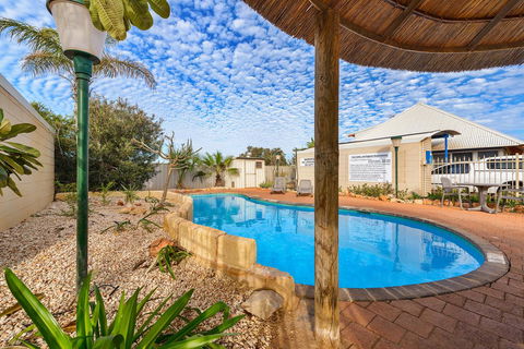 Osprey Holiday Village Unit 122 2 Bedroom - Accommodation in Surfers Paradise 16