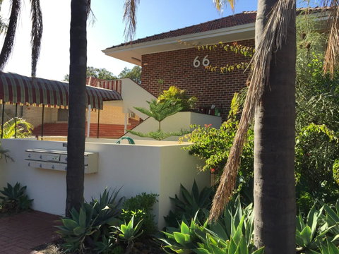 Broadway Apartments - Accommodation in Surfers Paradise 34