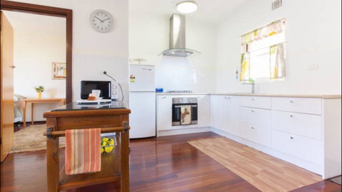 Broadway Apartments - Accommodation in Surfers Paradise 11
