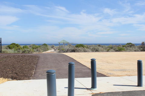 Jurien Beachfront Holiday Units - Accommodation in Surfers Paradise 11