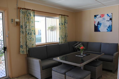 Jurien Beachfront Holiday Units - Accommodation in Surfers Paradise 4