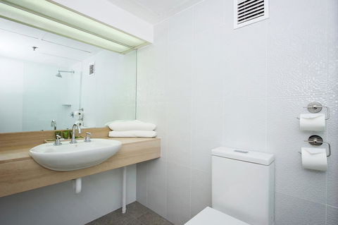 Best Western Plus Hotel Lord Forrest - Accommodation in Surfers Paradise 12