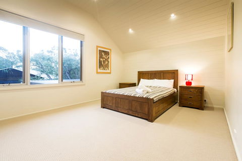Arthouse - Accommodation in Surfers Paradise 16