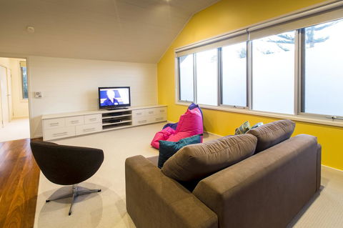 Arthouse - Accommodation in Surfers Paradise 25