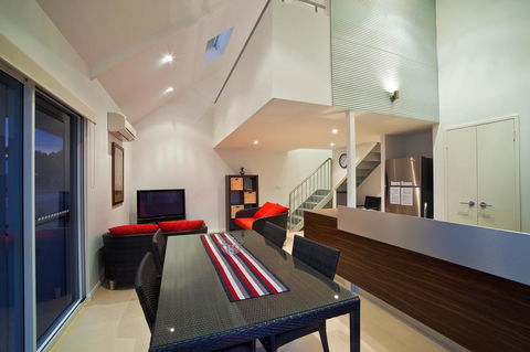 Osprey Holiday Village Unit 103 2 Bedroom - Accommodation in Surfers Paradise 3